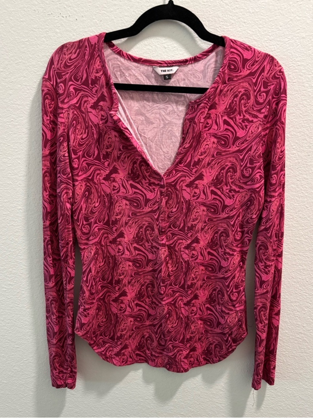 THE KIT Pink Long-Sleeve V-Neck Top, size S